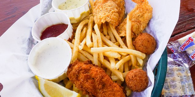 2 Shrimp & 1 Chicken Strip Fried Basket