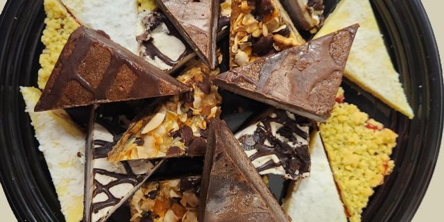 Assorted Brownies & Dessert Bars Platter