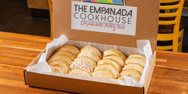 24 Breakfast Empanadas Box