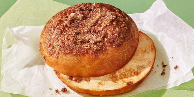 Cinnamon Crunch Bagel Boxed Breakfast