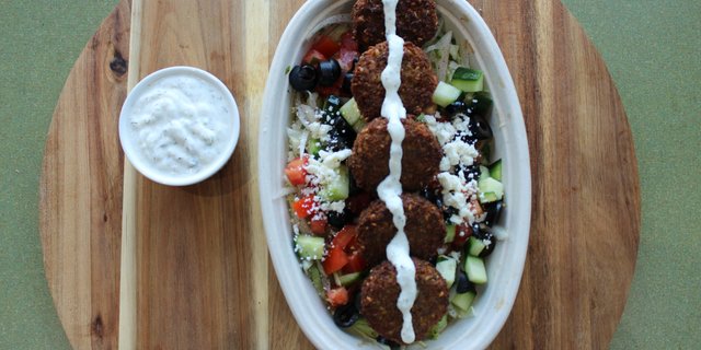 Falafel Salad