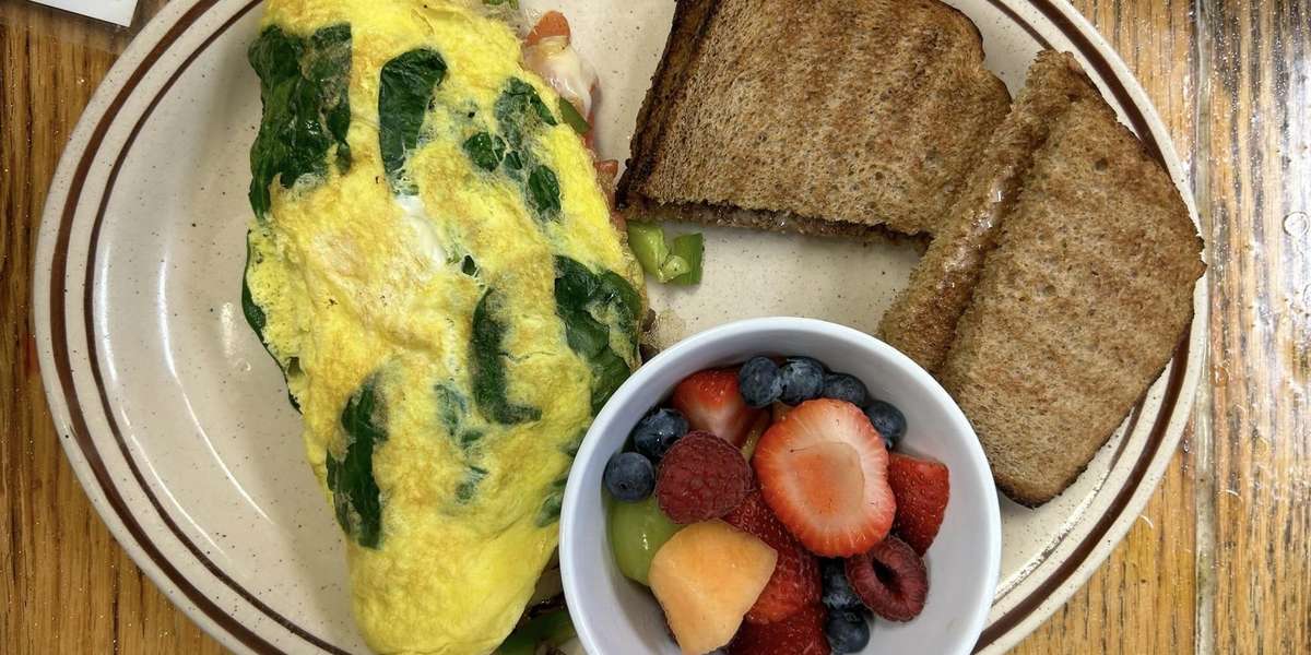 Cracked Egg Cafe