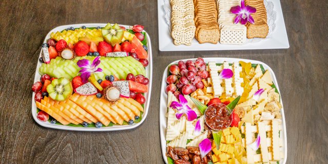 Fruit  & Cheese Tray