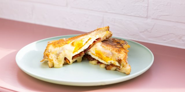 Grilled Cracked Sandwich