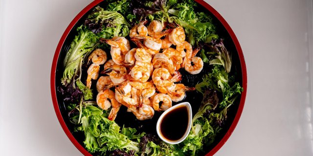 Grilled Shrimp W/ Lemon Butter Sauce Tray