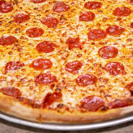 14" Zesty Lady Liberty Pizza