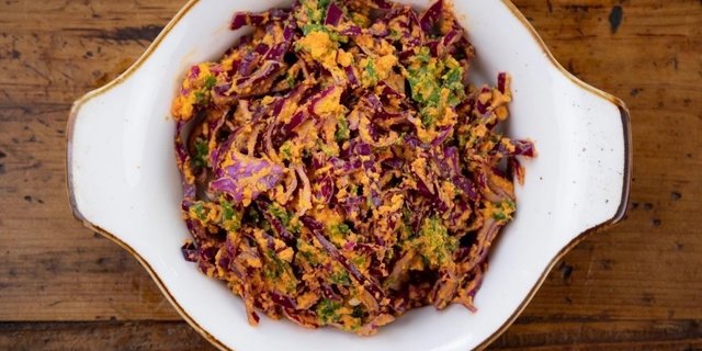 Kale & Cabbage Slaw
