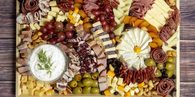 Ultimate Meat & Cheese Medium Board