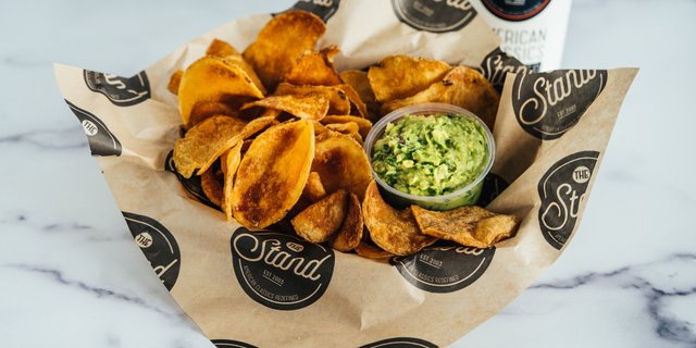Stand Chips & Guacamole