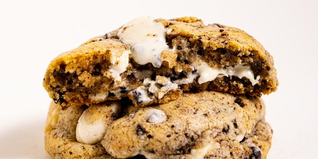 Tuxedo Cookies