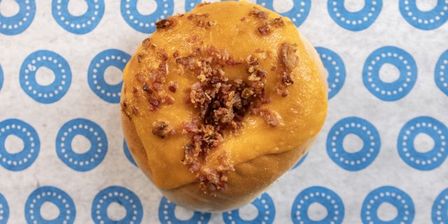 Bacon Cheddar Bagel