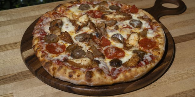 Meatlovers Pizza