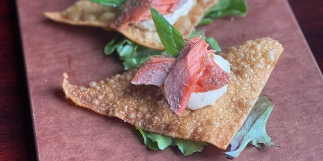 Dozen Smoked Salmon Wonton