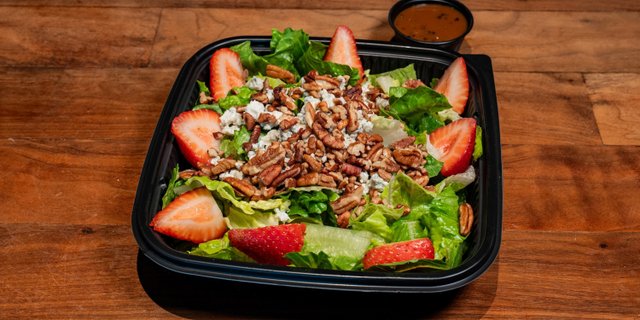 Strawberry Pecan Salad