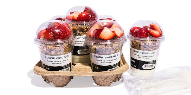 Strawberry Yogurt Parfaits