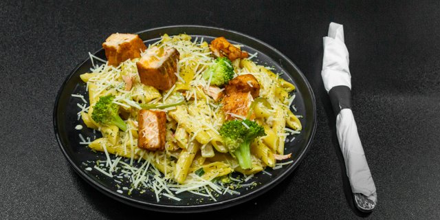 Salmon Pasta