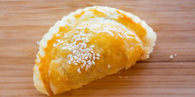 BBQ Pork Moon Puff