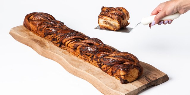 24" Chocolate Babka