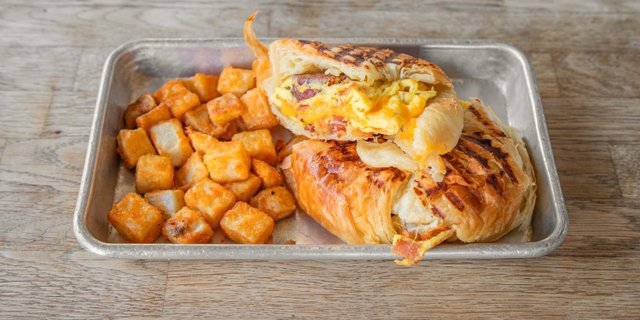 The Classic Crossandwich