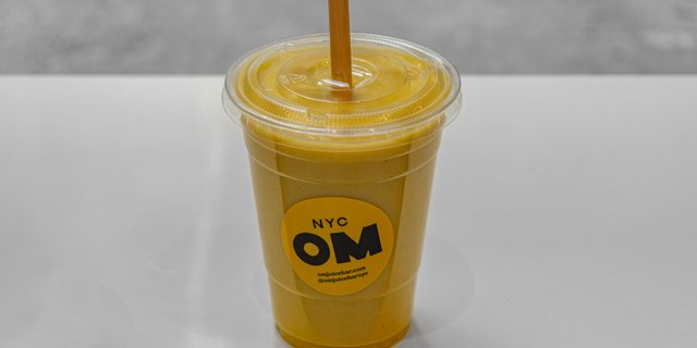 Mango Lassi Smoothie