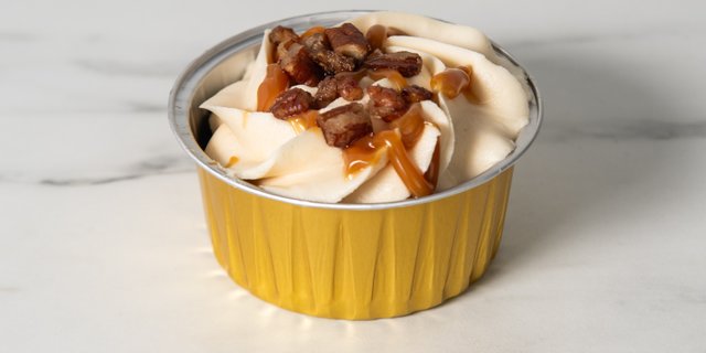 Pecan Caramel-Apple Cupcake