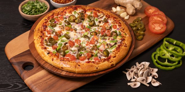 Desi Veggie Pizza