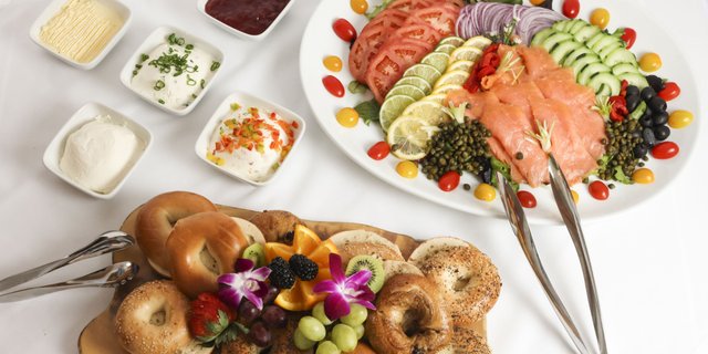 Nova Scotia Smoked Salmon Platter