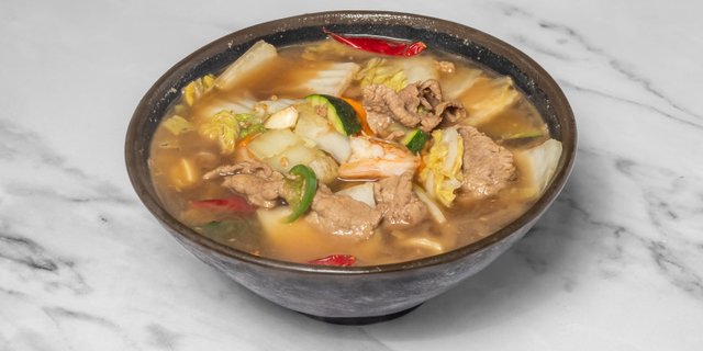 Spicy Shrimp & Beef Noodle Soup