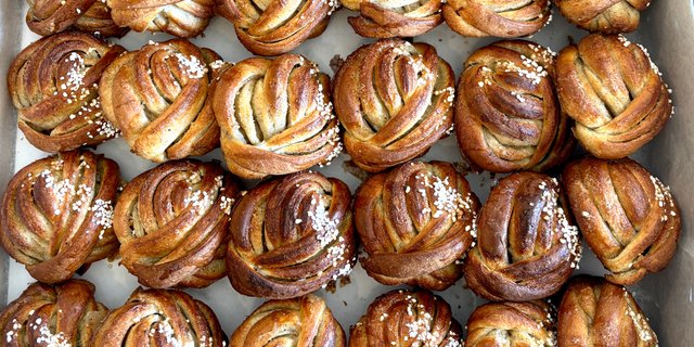 Swedish Cardamom Bun Box