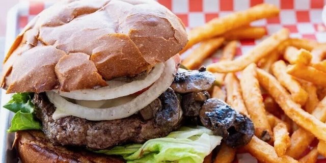 Mushroom Deluxe Burger