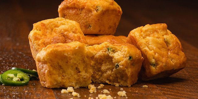 Jalapeño Cheddar Cornbread