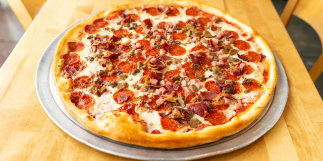 Meatlovers Pizza