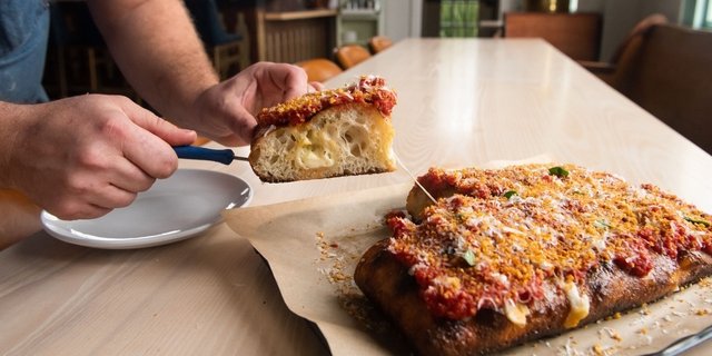 Classic Sfincione Pizza