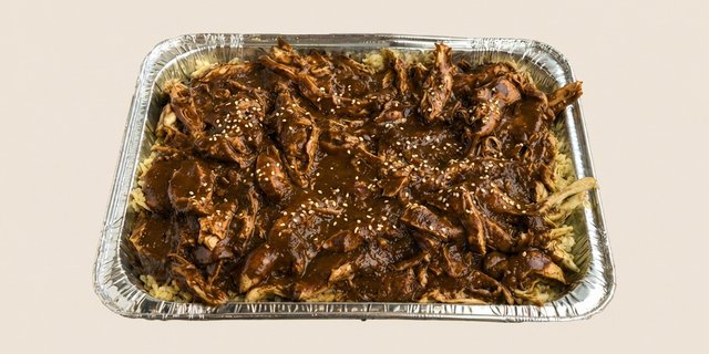 Pollo En Mole Tray