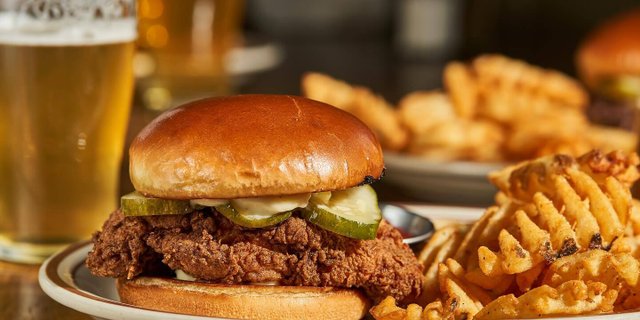 Chicken Sando & Fries Pack