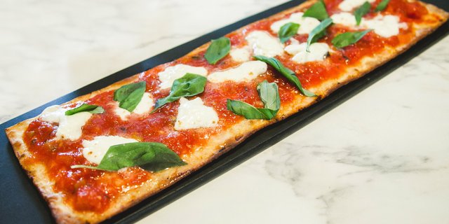 Margherita Flatbread