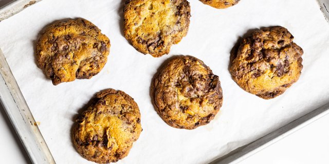Chocolate Chip Cookie