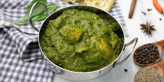 Chicken Saag