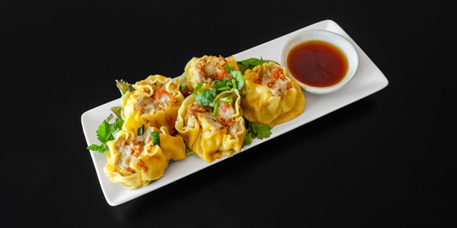 Steamed Thai Dumplings