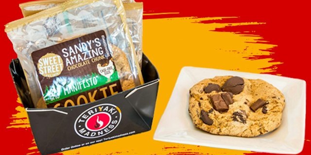 Sandy's Amazing Chocolate Chunk Cookie - 10