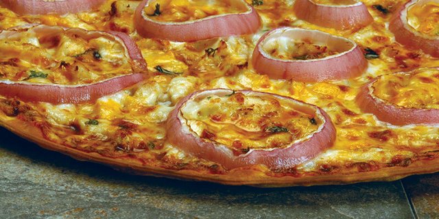 Large BBQ Chicken Pizza