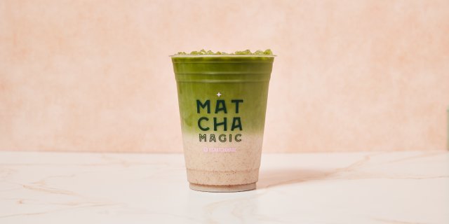 16oz Iced Matcha Horchata