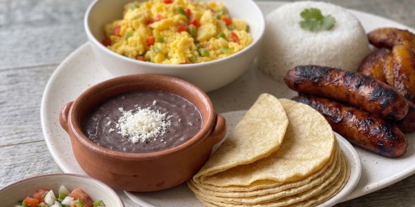 El Plato Tipico