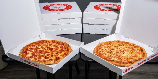 5x Jumbo Cheese 5x Jumbo Pepperoni