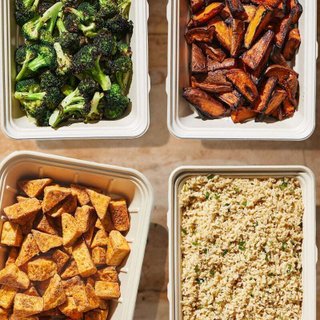 Vegan Classic Dig Catering Package
