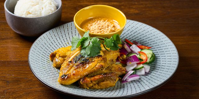 Mieng Gai Satay Tray