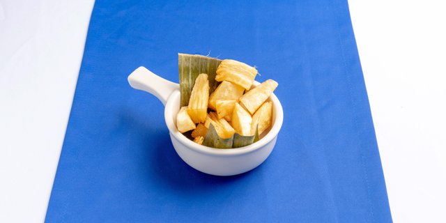 Yuca Frita (Fried Cassava)