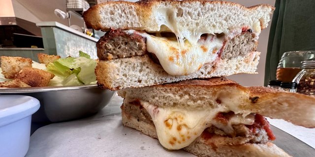 Metaball Sandwich Boxed Lunch
