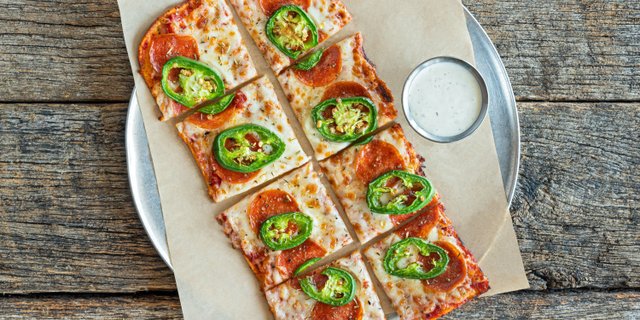 Pepperoni & Jalapeño Flatbread