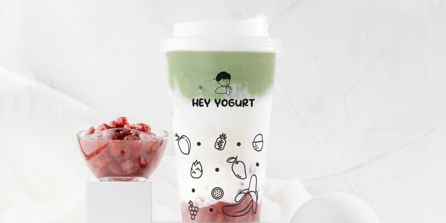 Matcha & Red Bean Yogurt Smoothie